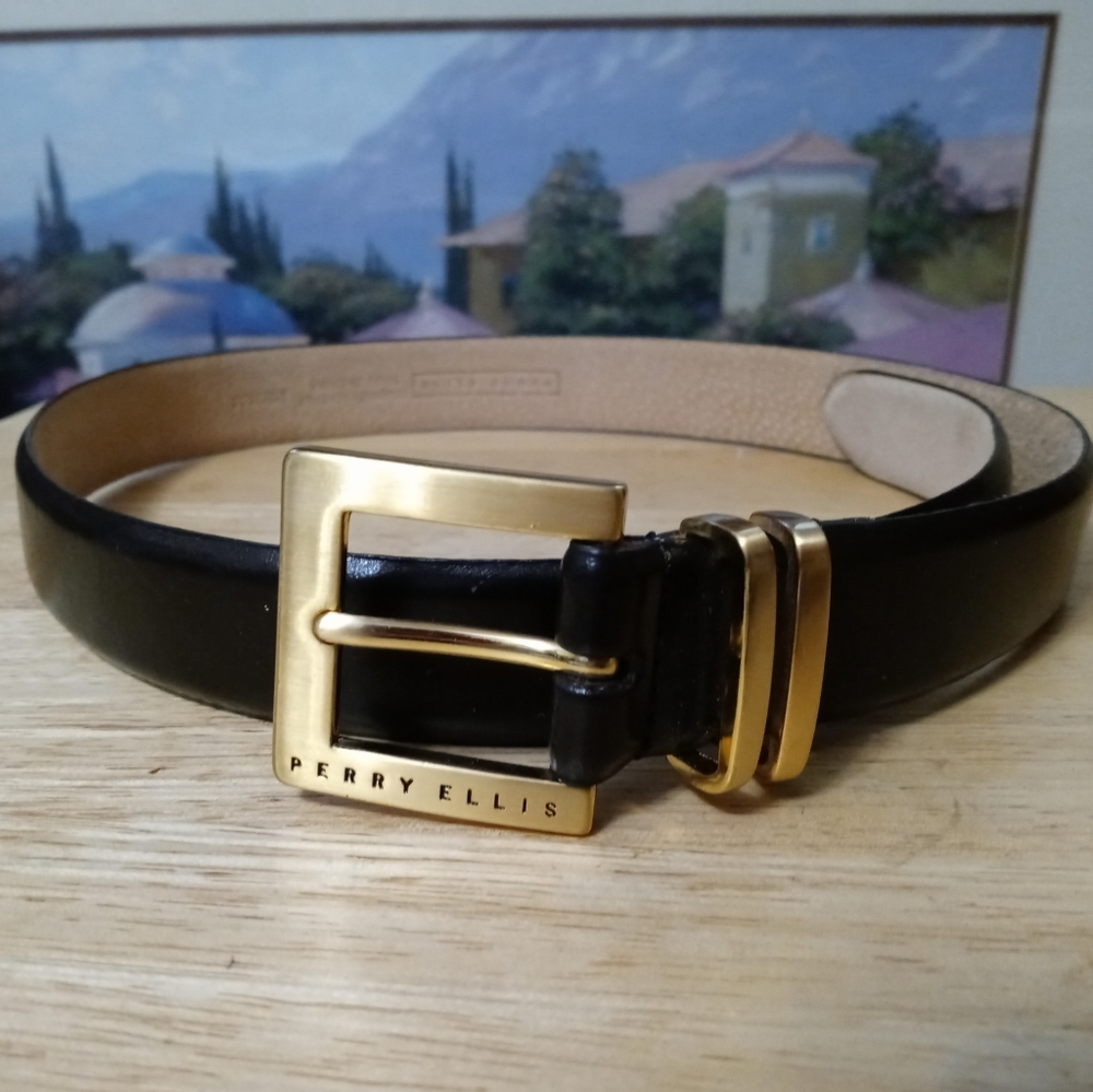 🗻⛵PERRY ELLIS NICE LEATHER BELT 🎊🎉